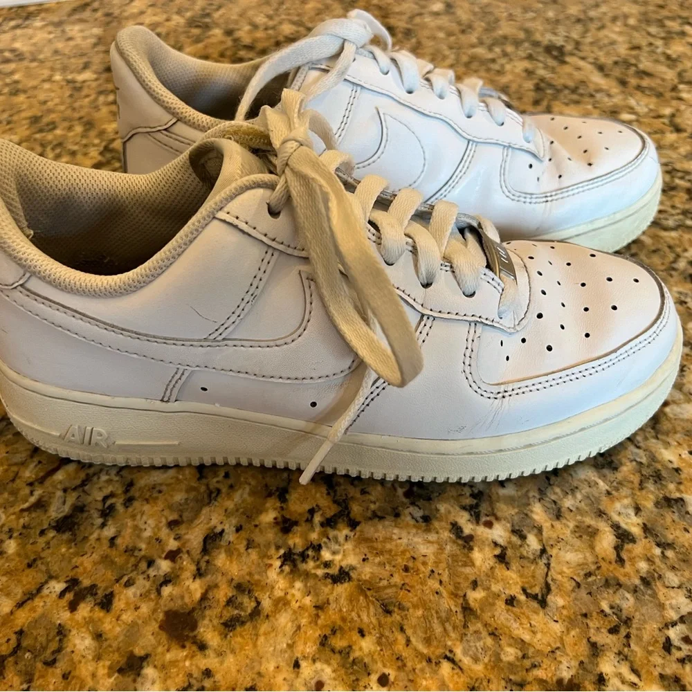 Nike Women’s Air Force 1‎ Sneaker Shoe Low White Size 7.5 DD8959-100
